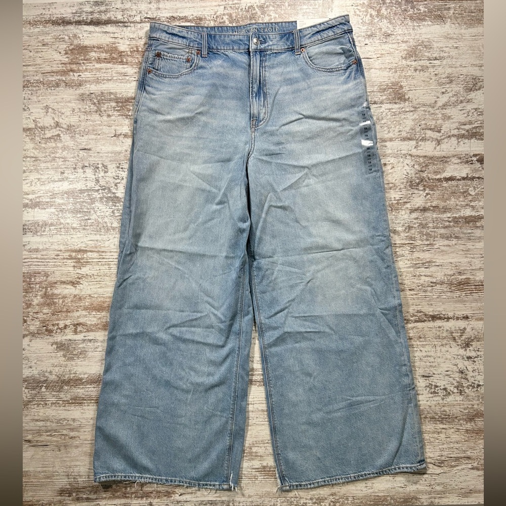 NWT Women’s American Eagle super high rise ultra wide leg jeans light 16 long